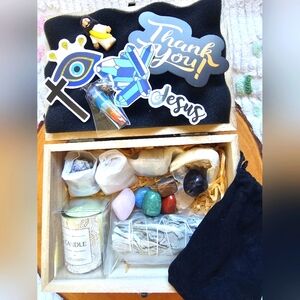 Spiritual Gift Box with Crystals and Candle Medium Size.